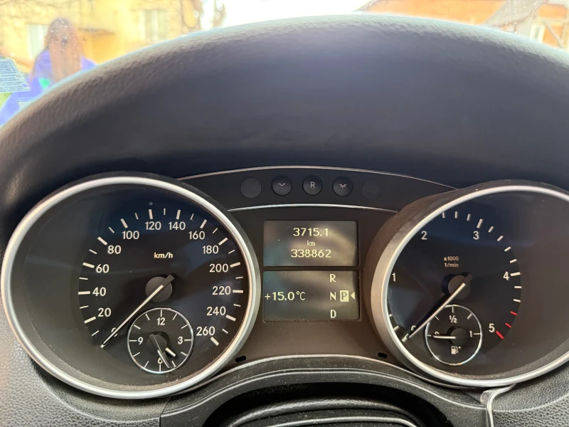 Mercedes-Benz ML 320, снимка 12 - Автомобили и джипове - 48866247