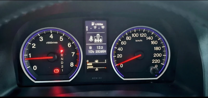 Honda Cr-v, снимка 5 - Автомобили и джипове - 52350145