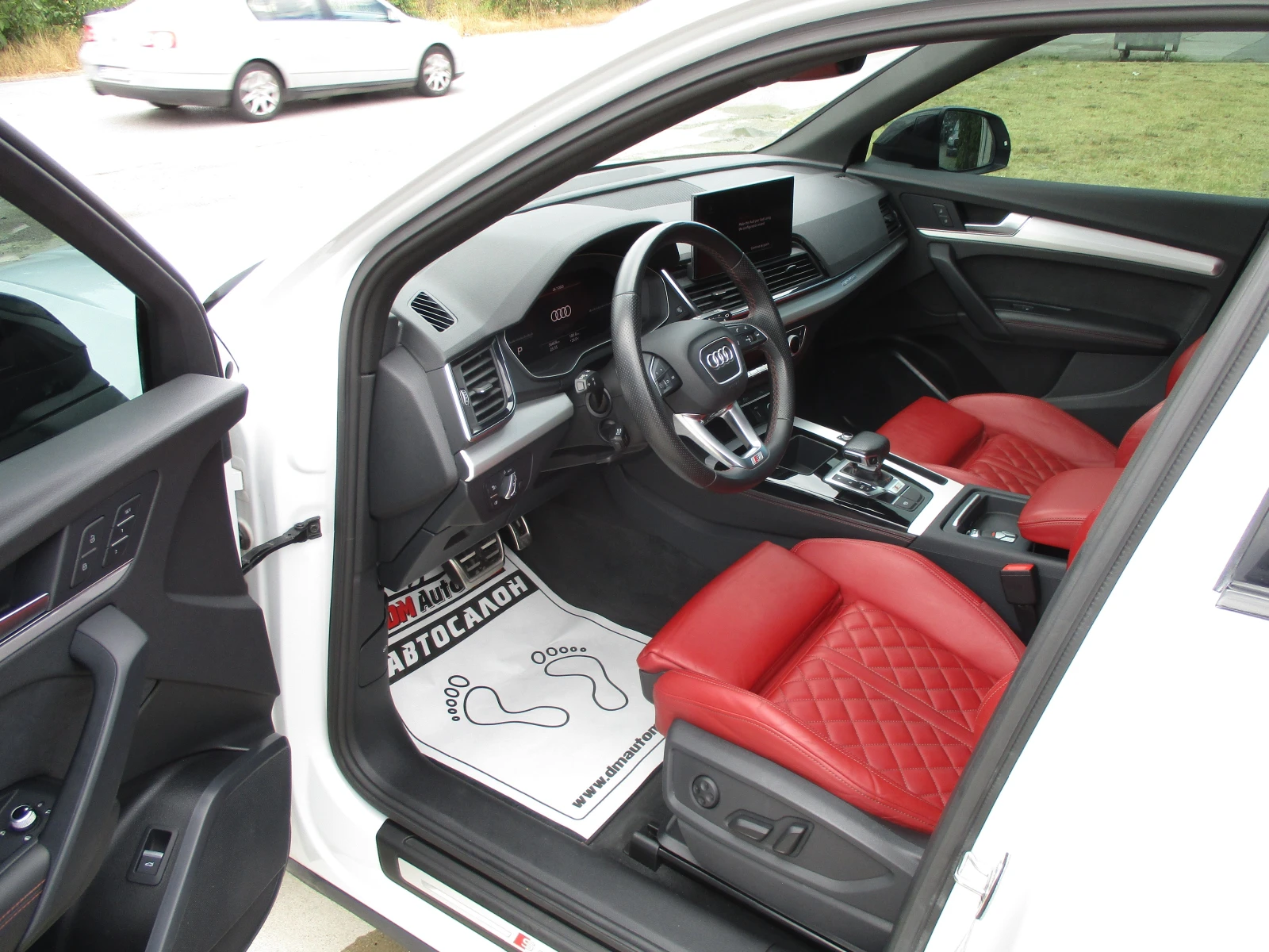 Audi SQ5 3.0/БЕНЗИН/356кс./36хил.км./КАТО НОВА - изображение 9