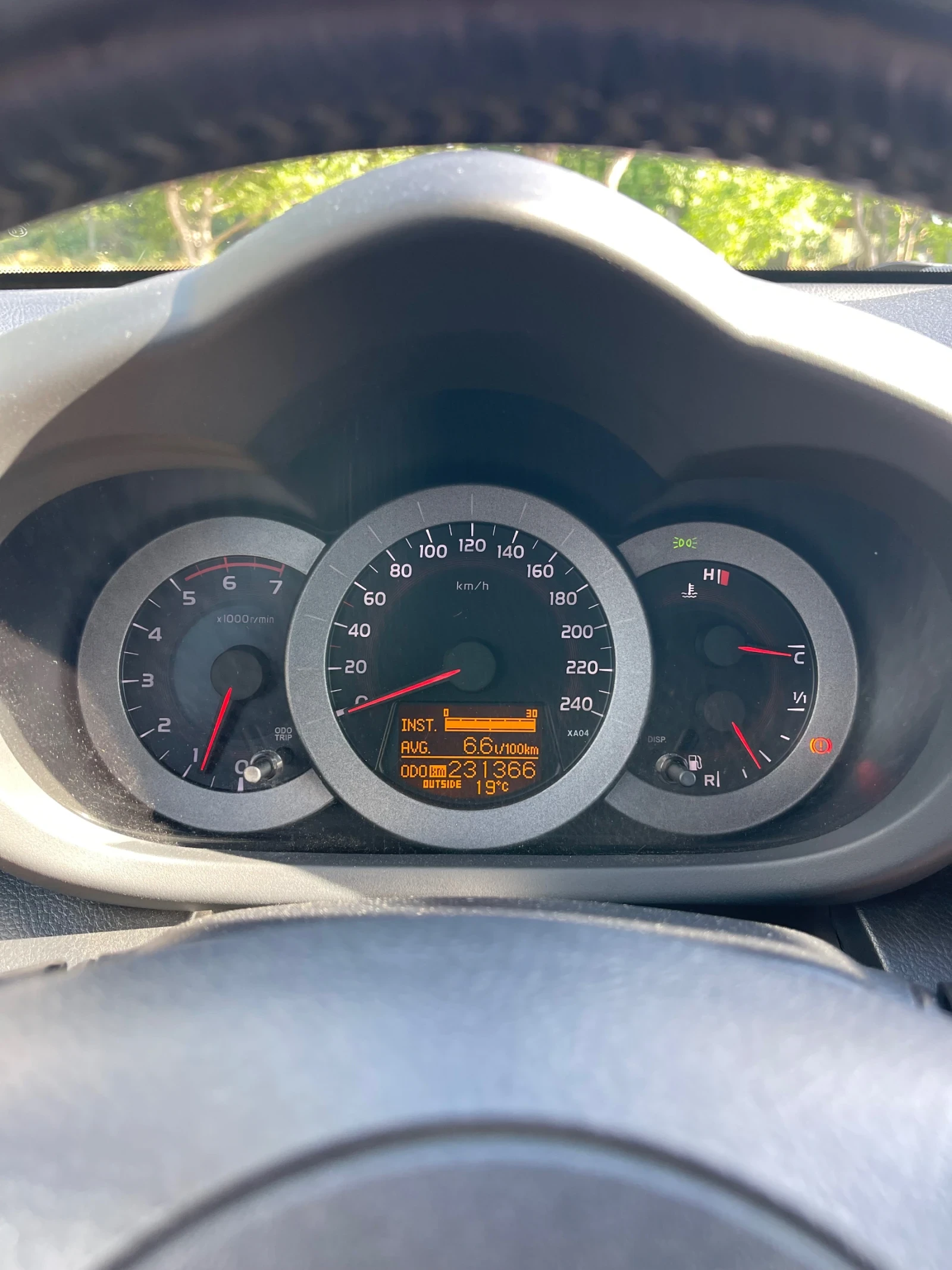 Toyota Rav4 2.2 D-4D 4x4, снимка 9 - Автомобили и джипове - 54729779