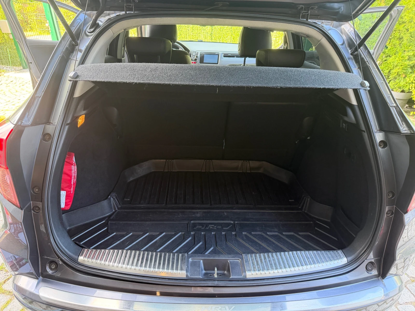 Honda Hr-v, снимка 11 - Автомобили и джипове - 54742691
