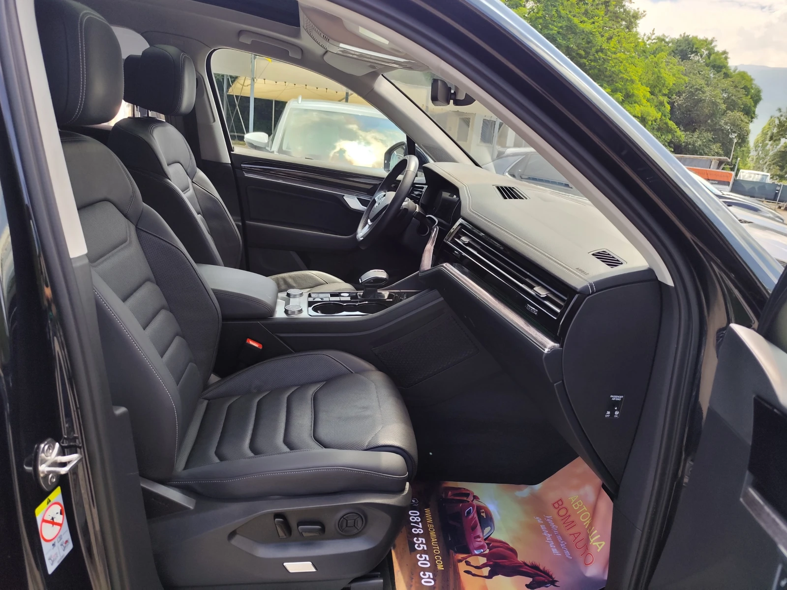 VW Touareg 3.0TDi* VIRTUAL* ВАКУМ* CAMERA 360* AIRMATIC* КОЖА, снимка 14 - Автомобили и джипове - 55027228