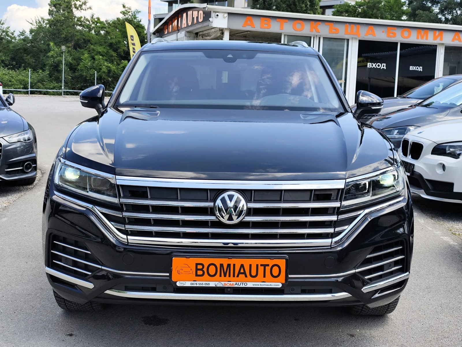 VW Touareg 3.0TDi* VIRTUAL* ВАКУМ* CAMERA 360* AIRMATIC* КОЖА, снимка 2 - Автомобили и джипове - 55027228