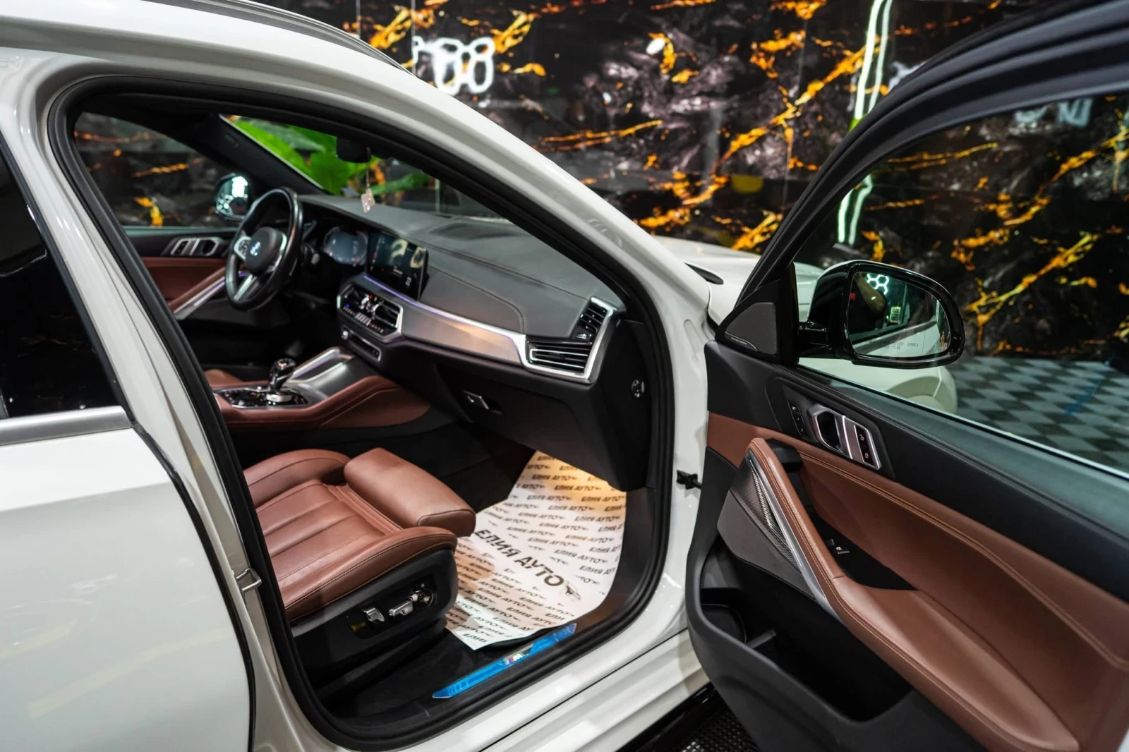 BMW X6 M40I XDRIVE FULL M SPORT ПАНО H&K HUD ЛИЗИНГ 100%, снимка 13 - Автомобили и джипове - 55083870