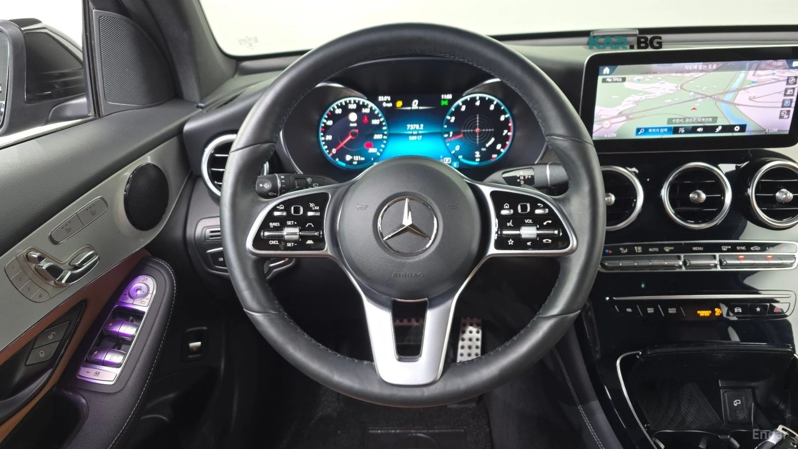 Mercedes-Benz GLC 300 4MATIC/PREMIUM/DRIVE-ASSISTS/SUNROOF, снимка 7 - Автомобили и джипове - 55734906
