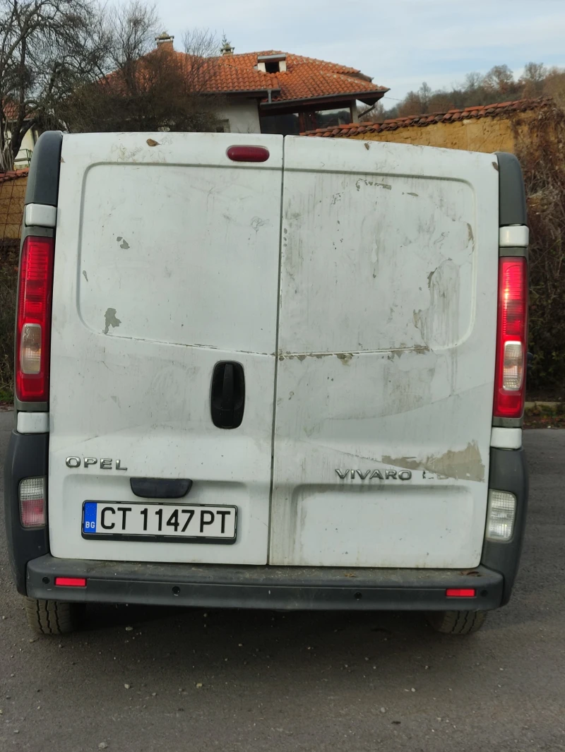 Opel Vivaro, снимка 7 - Бусове и автобуси - 47848572