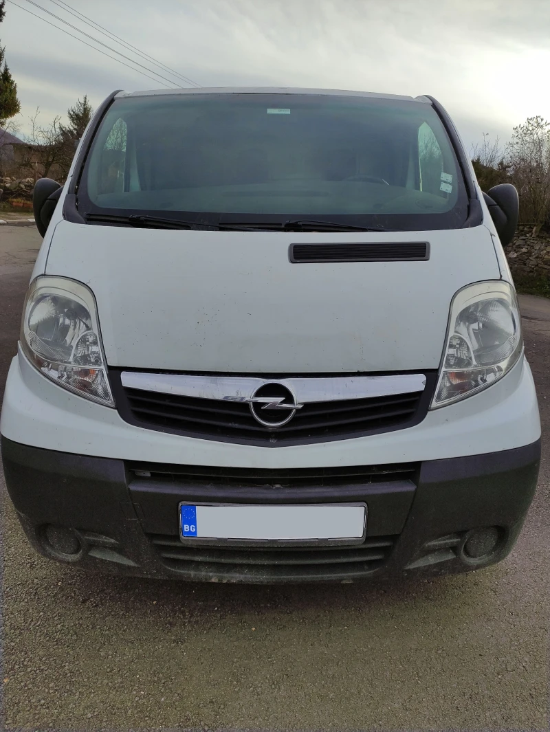 Opel Vivaro, снимка 2 - Бусове и автобуси - 47848572