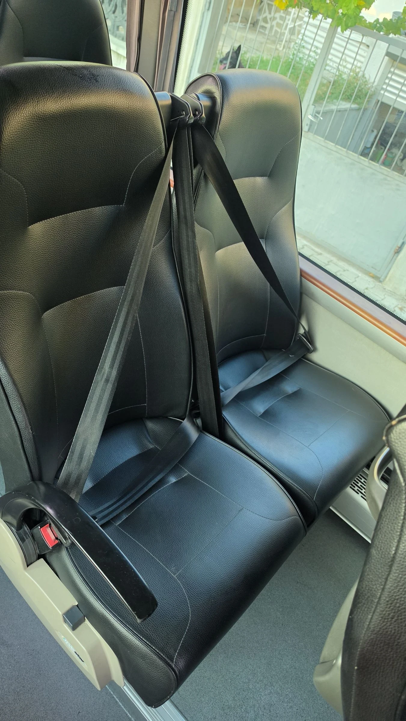 Mercedes-Benz Sprinter 518 VIP 20 местен, снимка 11 - Бусове и автобуси - 55342897