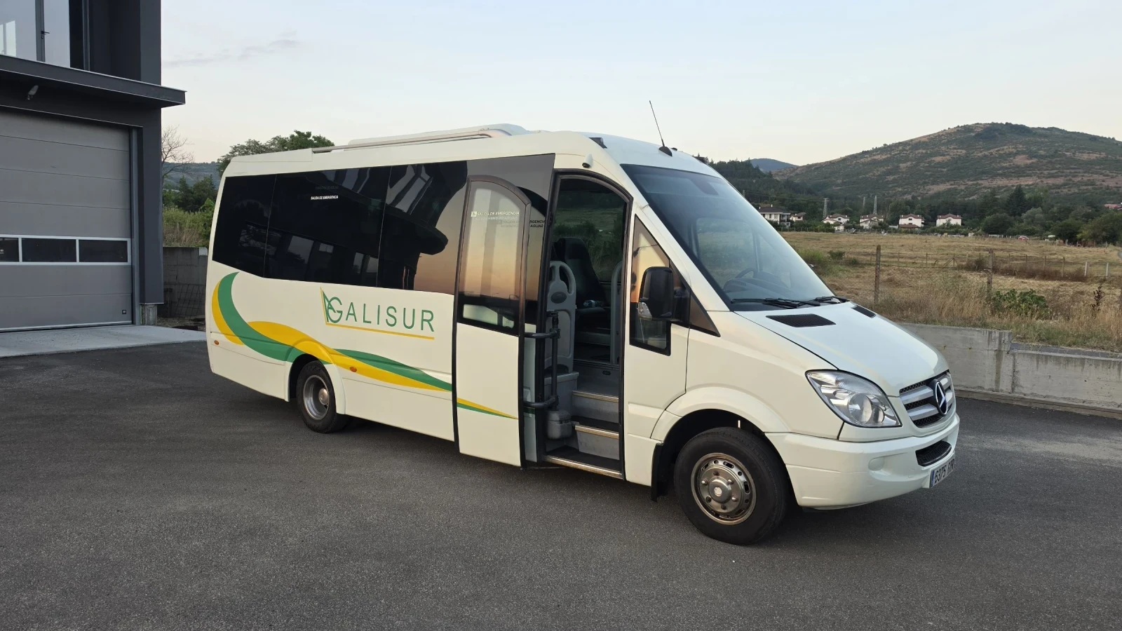 Mercedes-Benz Sprinter 518 VIP 20 местен