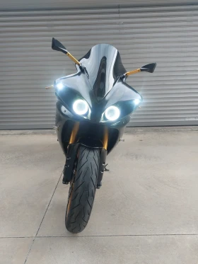������ Yamaha YZF-R1