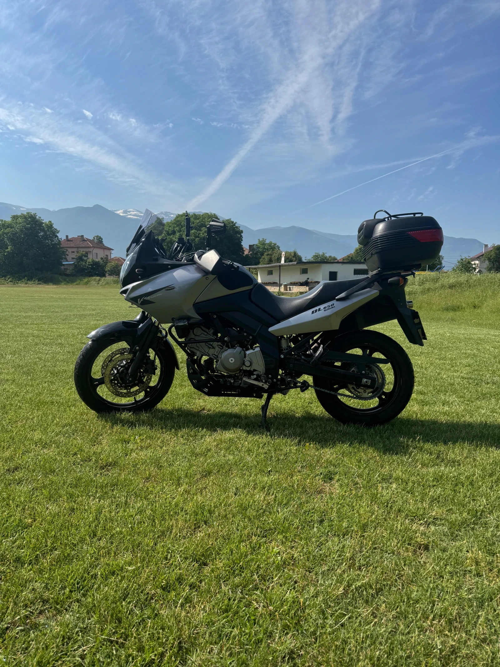 Suzuki V-strom, снимка 13 - Мотоциклети и мототехника - 53380126