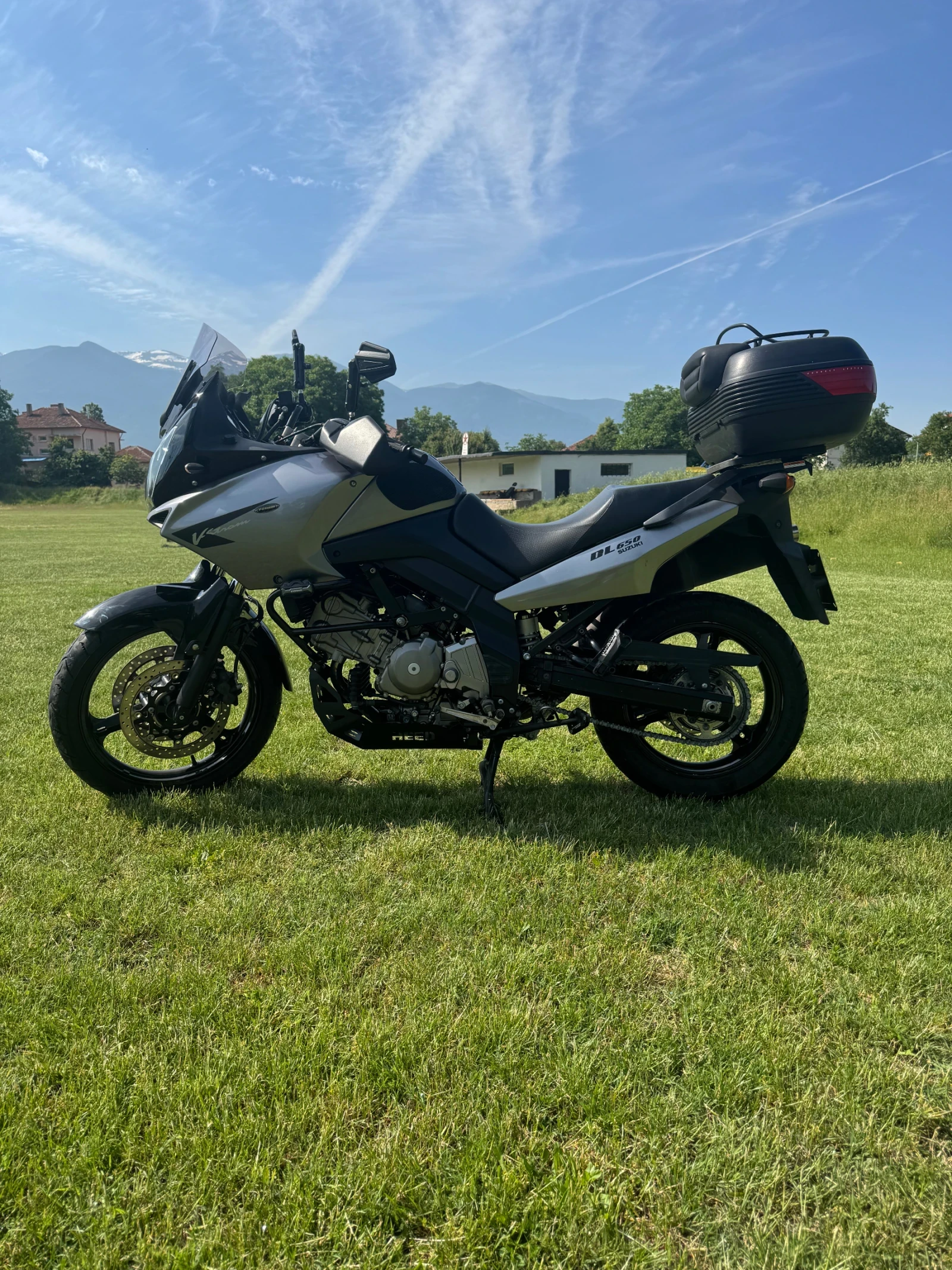 Suzuki V-strom, снимка 4 - Мотоциклети и мототехника - 53380126