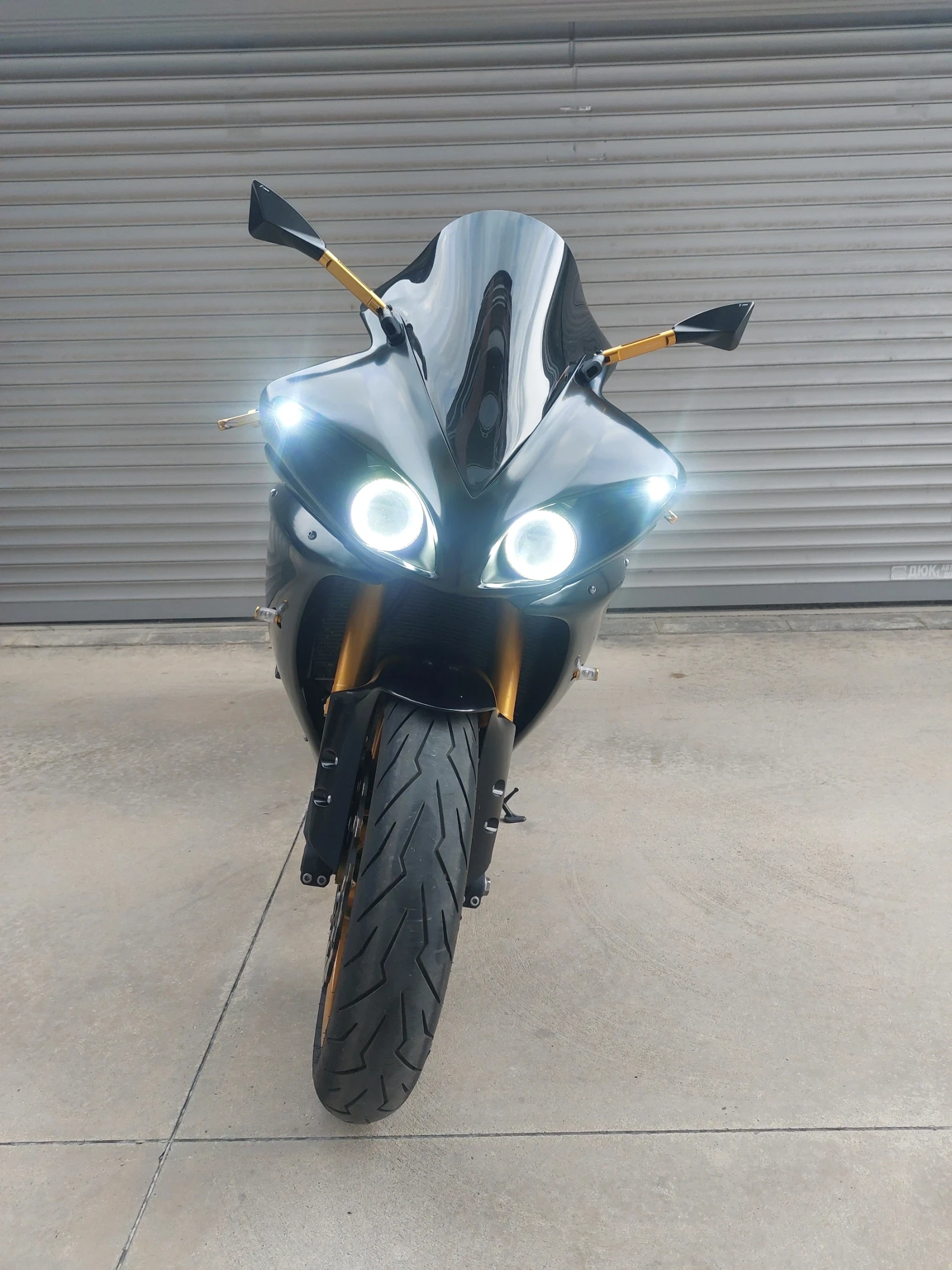 Yamaha YZF-R1 Big bang
