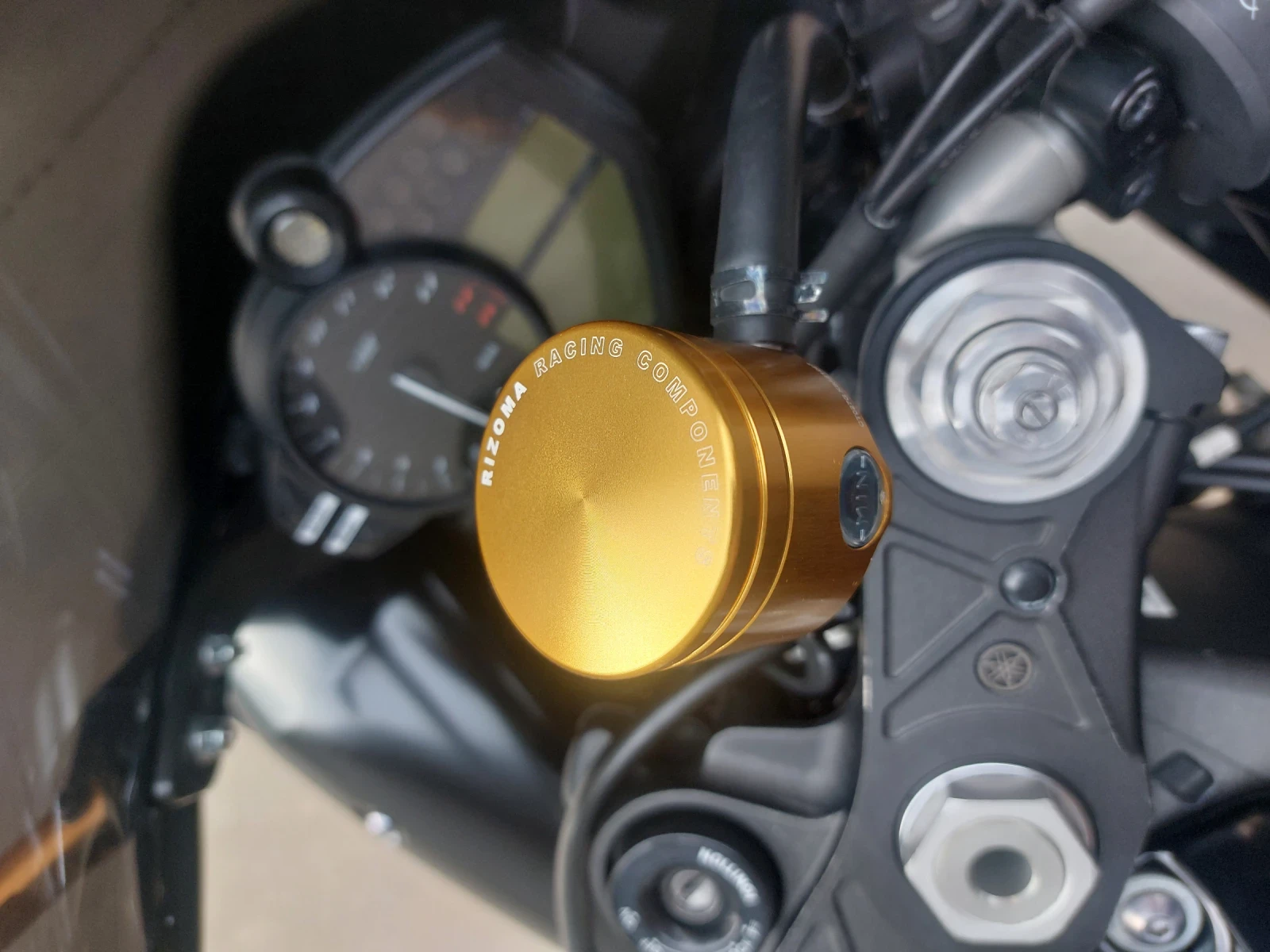 Yamaha YZF-R1 Big bang, снимка 9 - Мотоциклети и мототехника - 54918602