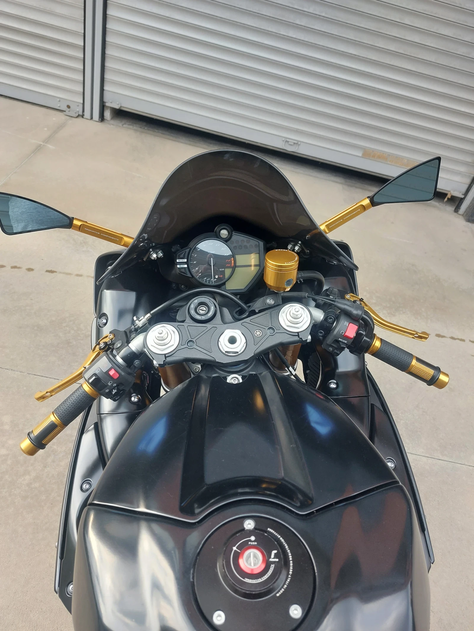 Yamaha YZF-R1 Big bang, снимка 12 - Мотоциклети и мототехника - 54918602