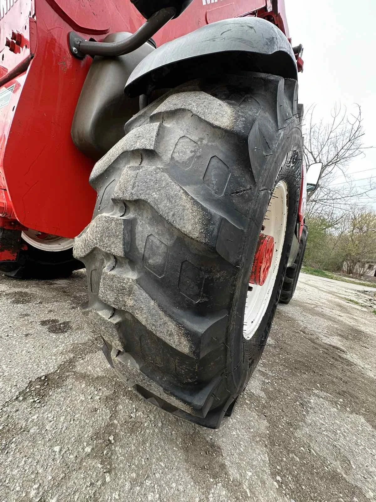 Телескопичен товарач Manitou mlt 629 t - изображение 6