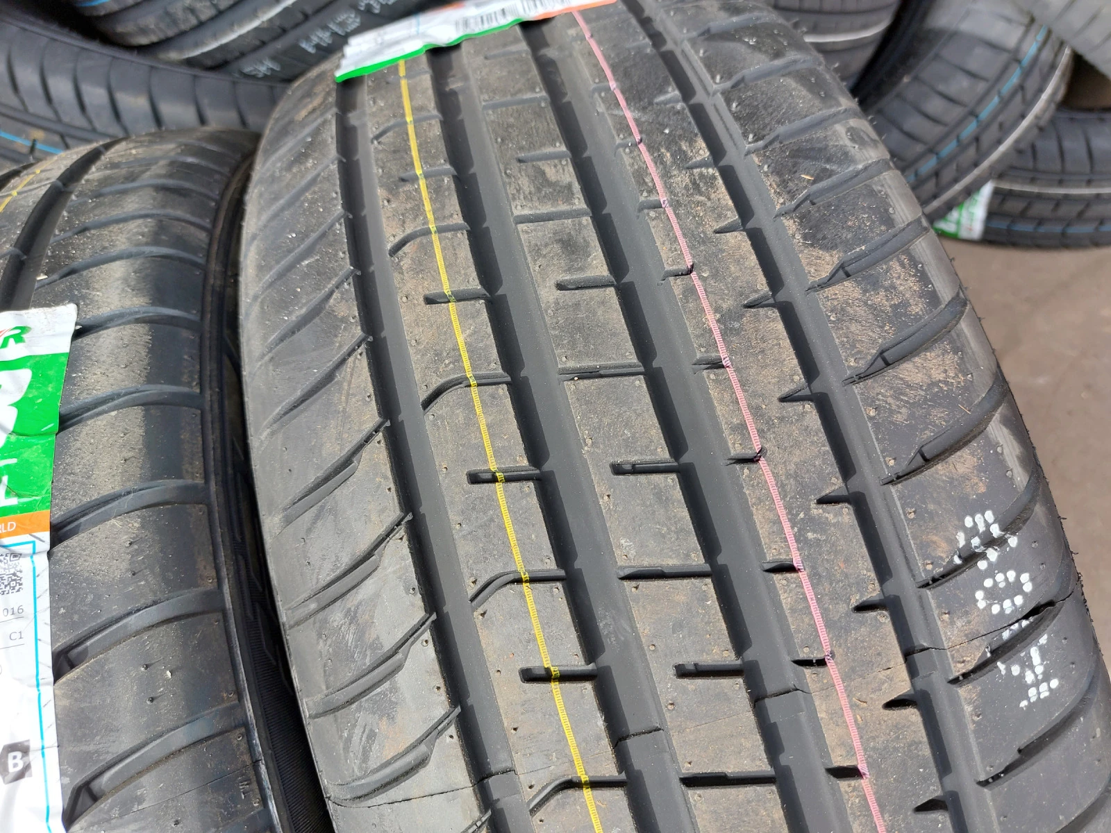 ���� 225/45R17 | Mobile.bg � ����������� 5