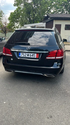 Mercedes-Benz E 220, снимка 2