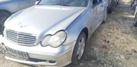 Mercedes-Benz C 240 Авантгард 1