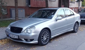 Обява за продажба на Mercedes-Benz C 320 AMG ~7 900 лв. - изображение 4