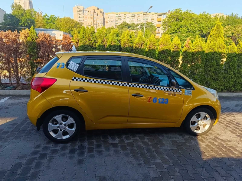 Kia Venga, снимка 7 - Автомобили и джипове - 47219882