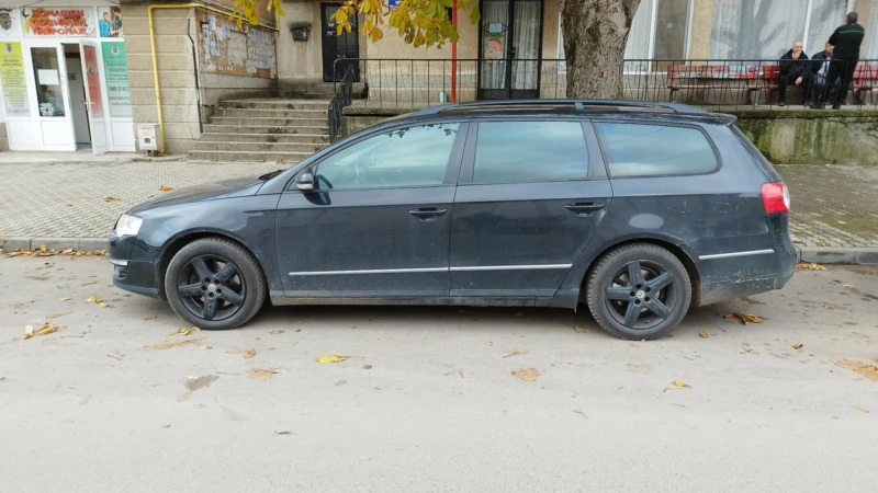 VW Passat, снимка 5 - Автомобили и джипове - 48245518