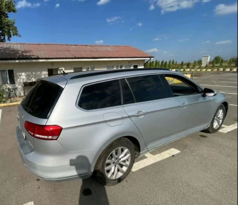 VW Passat, снимка 8 - Автомобили и джипове - 48637918