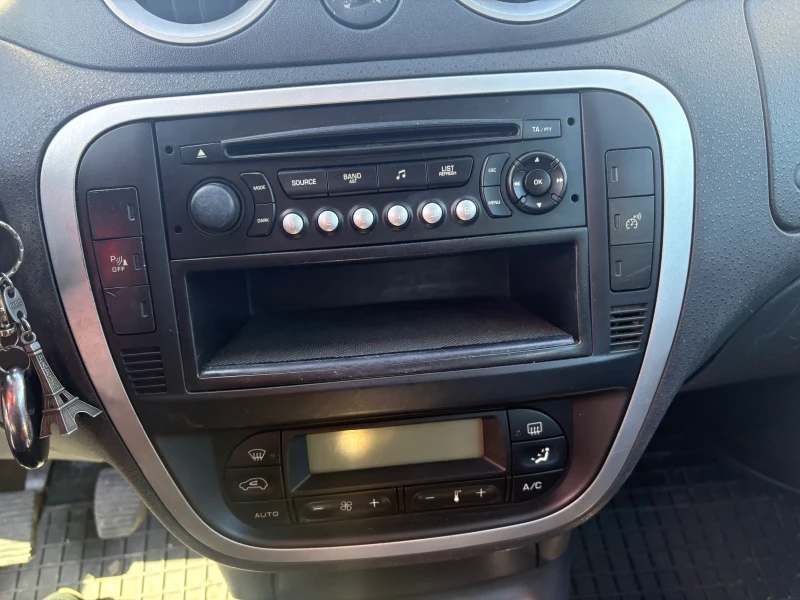 Citroen C2, снимка 4 - Автомобили и джипове - 52203938