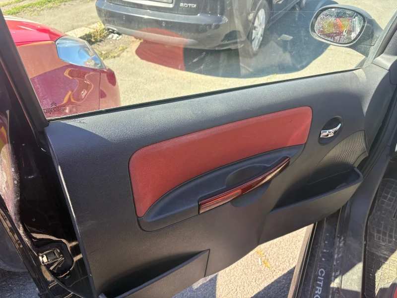 Citroen C2, снимка 8 - Автомобили и джипове - 52203938