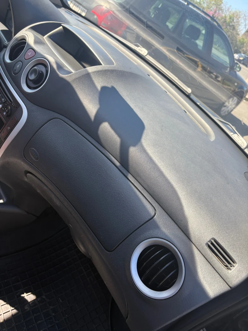 Citroen C2, снимка 6 - Автомобили и джипове - 52203938