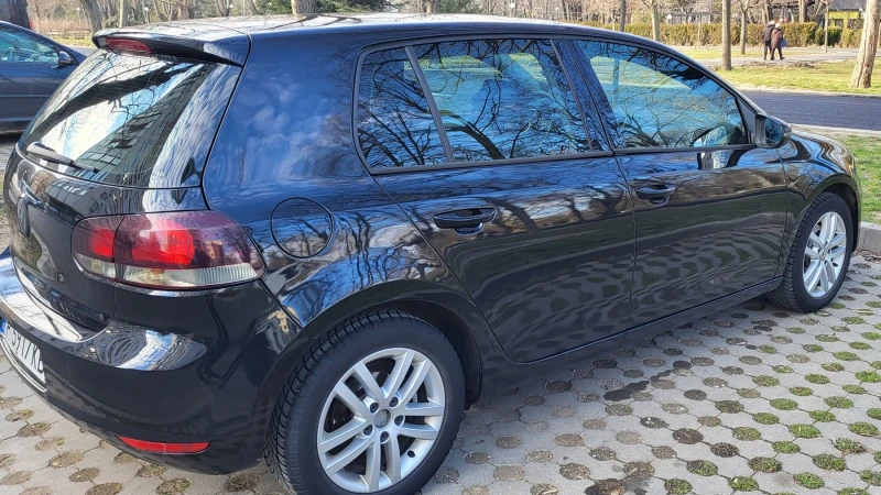 VW Golf, снимка 2 - Автомобили и джипове - 52414888
