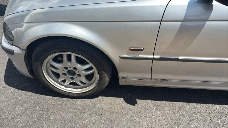 BMW 320, снимка 12 - Автомобили и джипове - 52496226