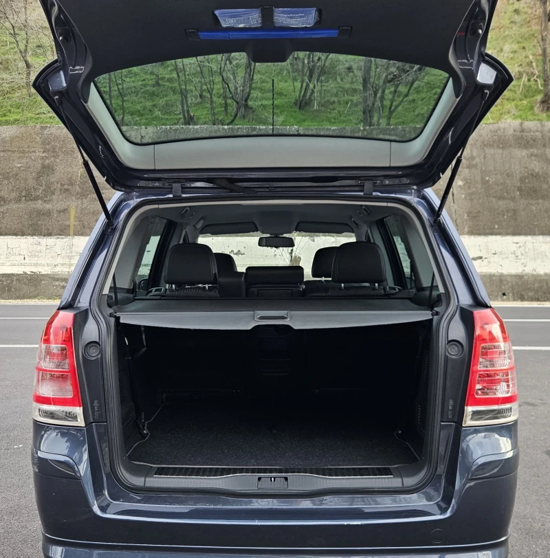 Opel Zafira 1.7 CDTI Cosmo OPC, снимка 11 - Автомобили и джипове - 52559788