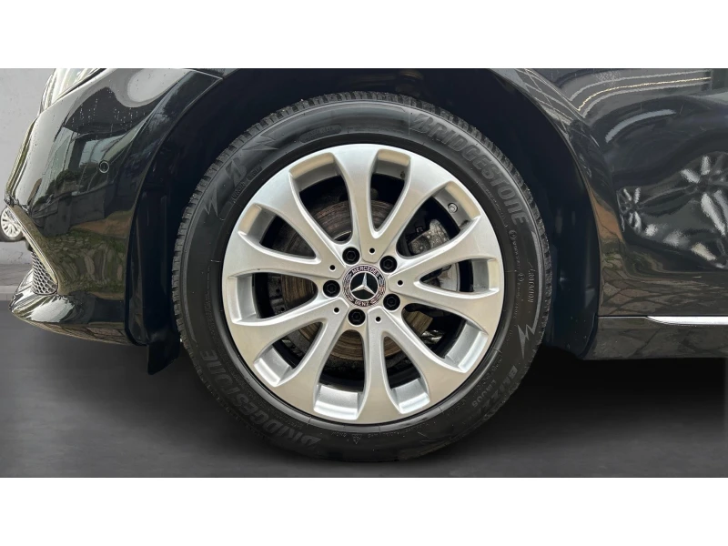 Mercedes-Benz E 220 Месечна вноска от 611 лв., снимка 16 - Автомобили и джипове - 52575463