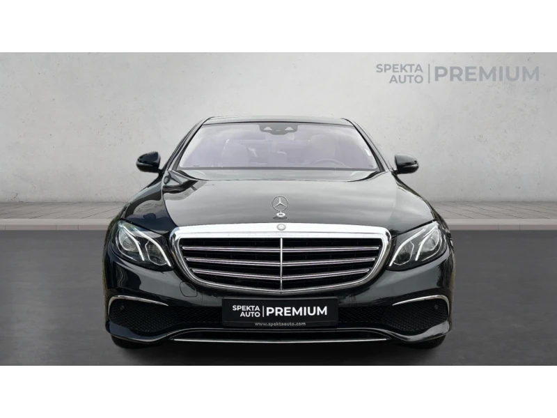 Mercedes-Benz E 220 Месечна вноска от 611 лв., снимка 5 - Автомобили и джипове - 52575463