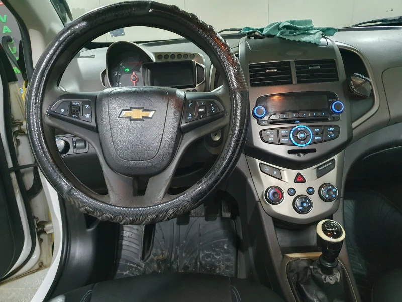 Chevrolet Aveo 1.3 CDTI, снимка 5 - Автомобили и джипове - 52887495
