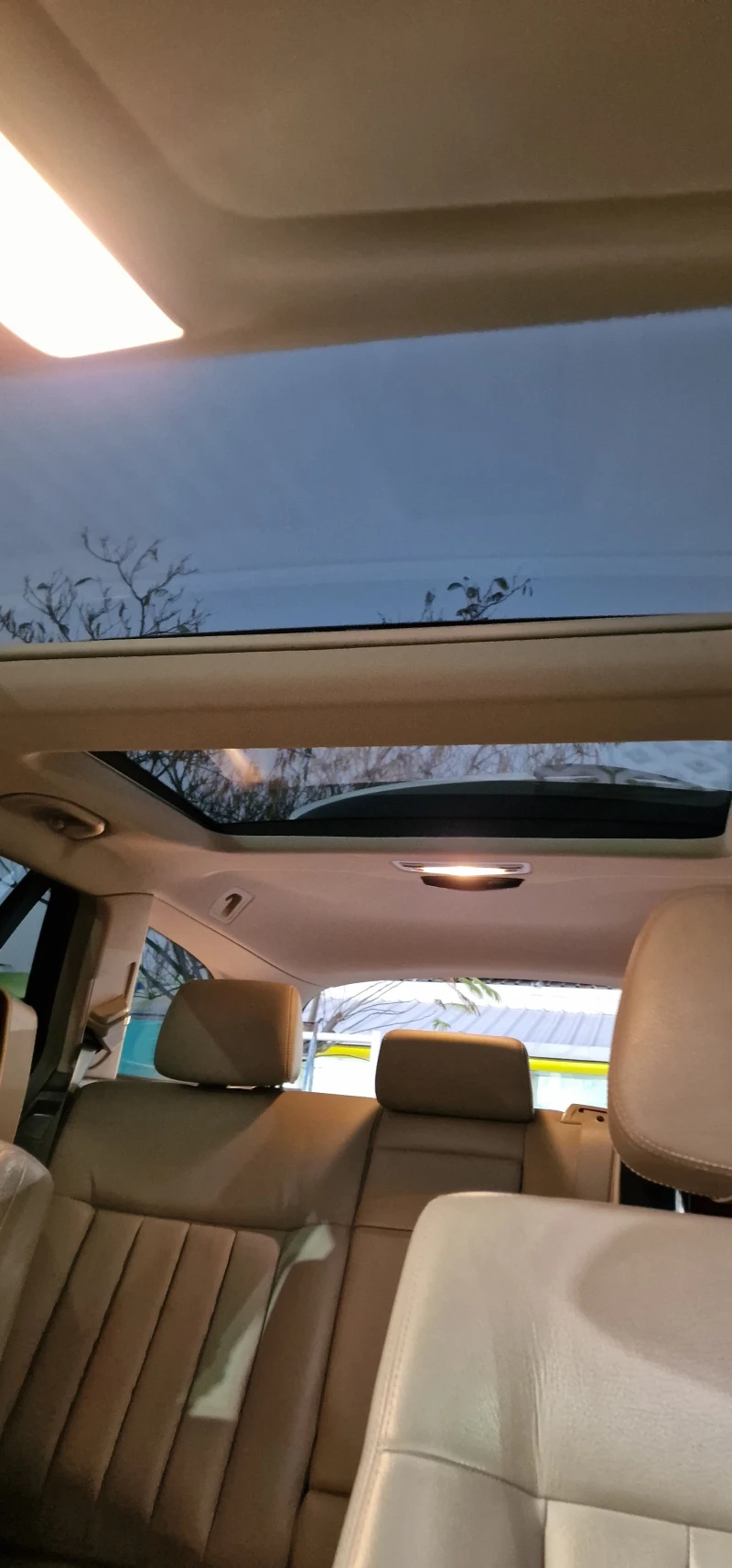 Mercedes-Benz E 300, снимка 9 - Автомобили и джипове - 52904831