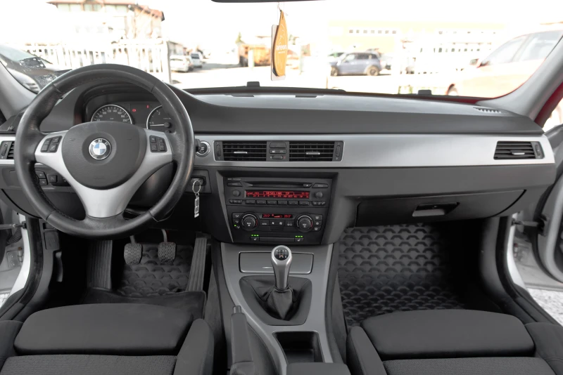 BMW 320 d 163ks 6sk., снимка 16 - Автомобили и джипове - 52952054