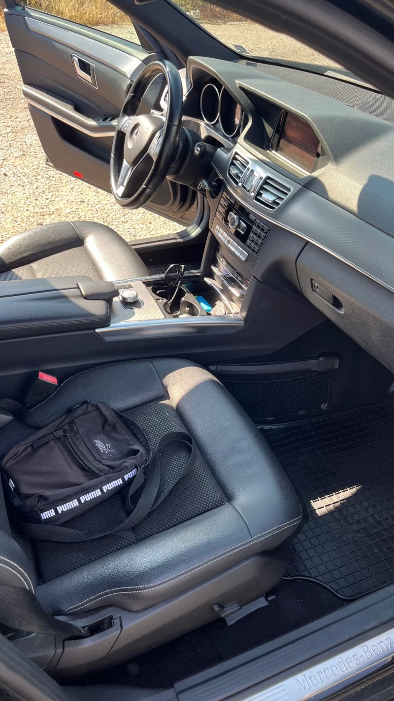 Mercedes-Benz E 220, снимка 6 - Автомобили и джипове - 53262335