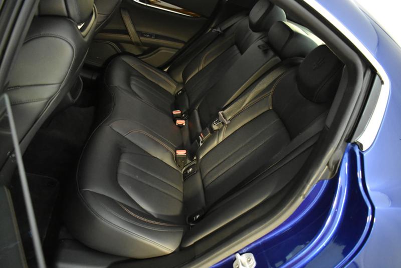 Maserati Ghibli 3.0 Turbodisel V6 275к.с., снимка 10 - Автомобили и джипове - 43879544