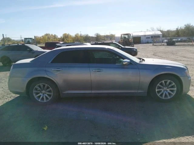 Chrysler 300c, снимка 13 - Автомобили и джипове - 56711901