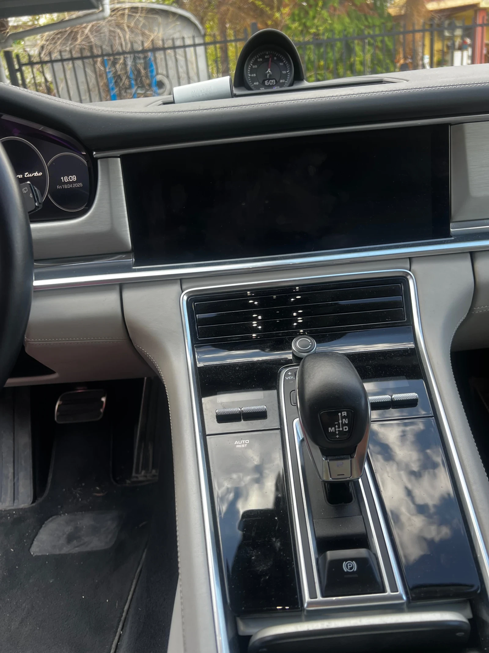 Porsche Panamera Turbo - изображение 5