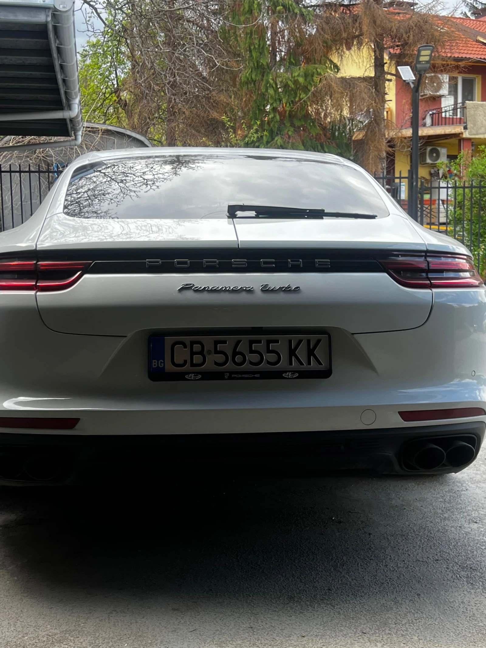 Porsche Panamera Turbo - изображение 7