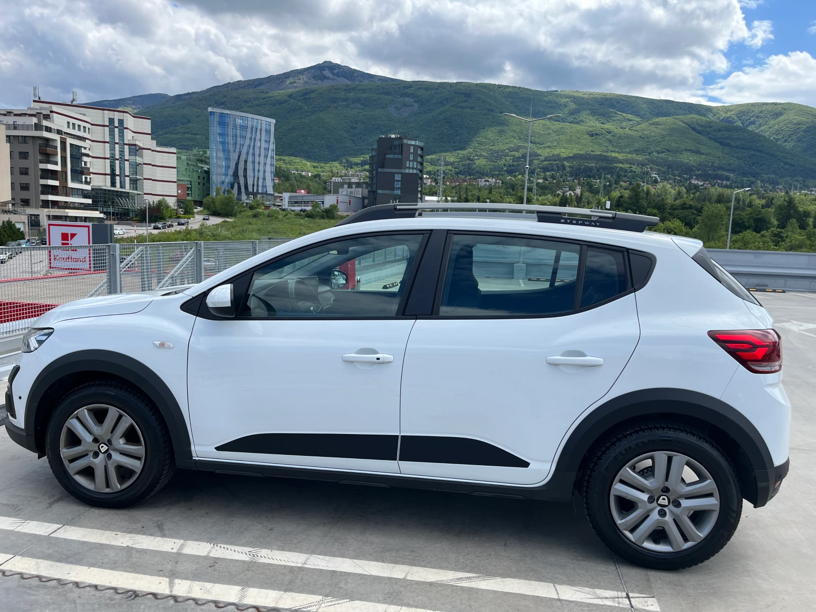 Dacia Sandero Stepway - изображение 2