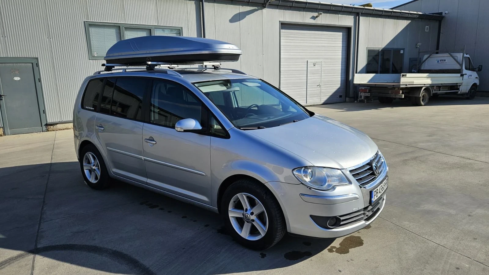 VW Touran Face -lift !! 6 скорости  !! ОБСЛУЖЕН !!! ТОП !!! - изображение 3