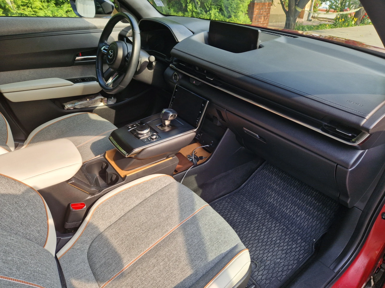 Mazda MX-30  - изображение 9
