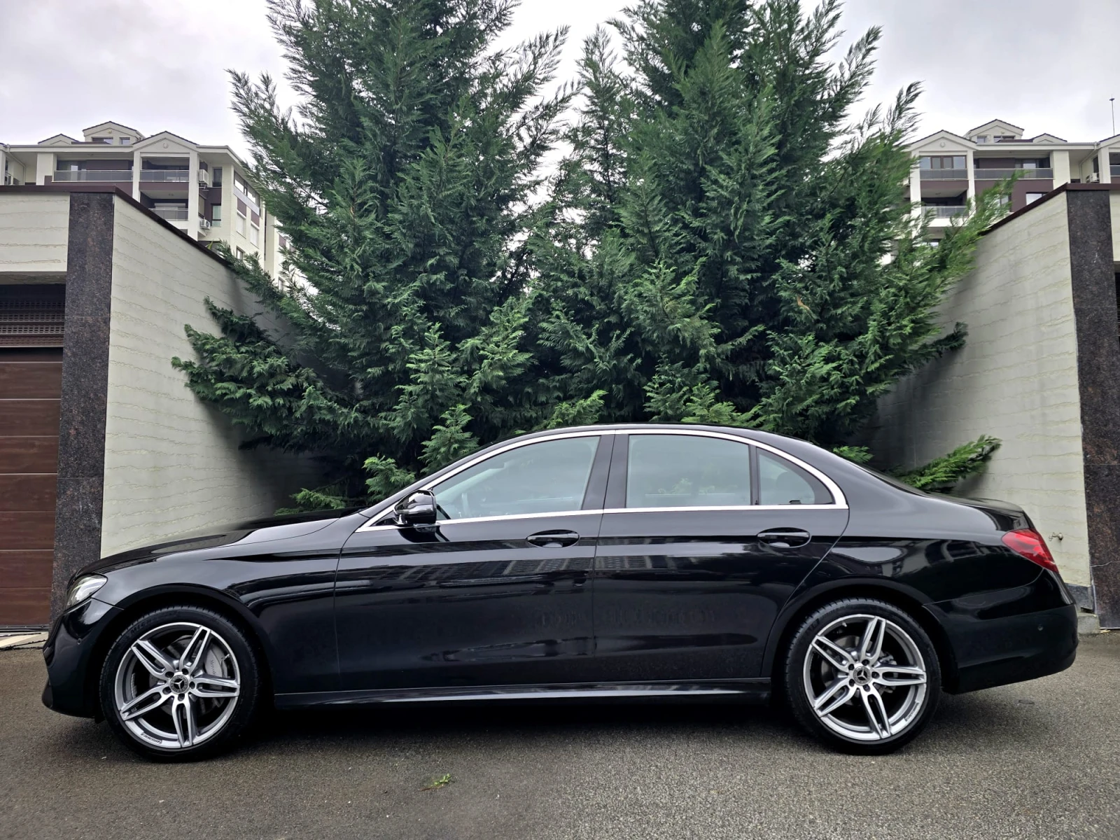 Mercedes-Benz E 220 AMG DISTRONIK CAMERA 4 MATIC 360 9G-TRONIK | Mobile.bg   8