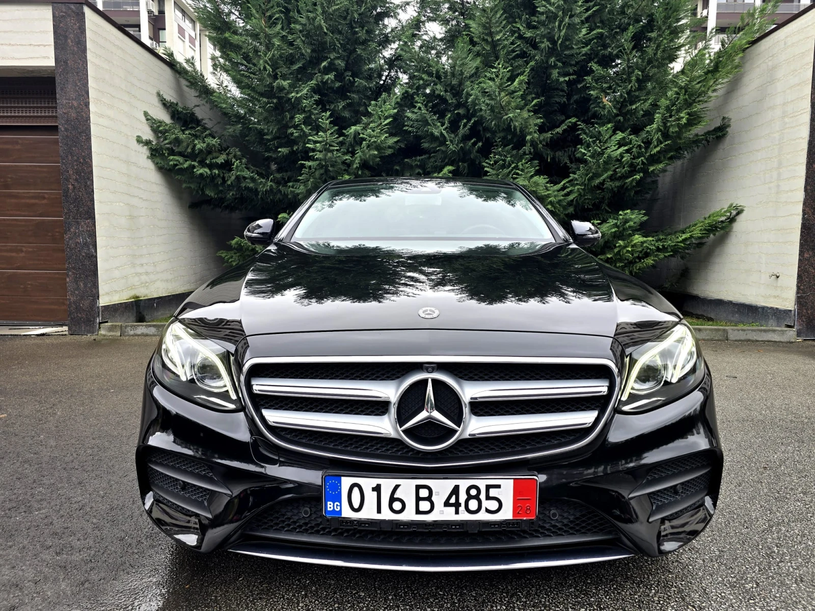 Mercedes-Benz E 220 AMG DISTRONIK CAMERA 4 MATIC 360 9G-TRONIK | Mobile.bg   2