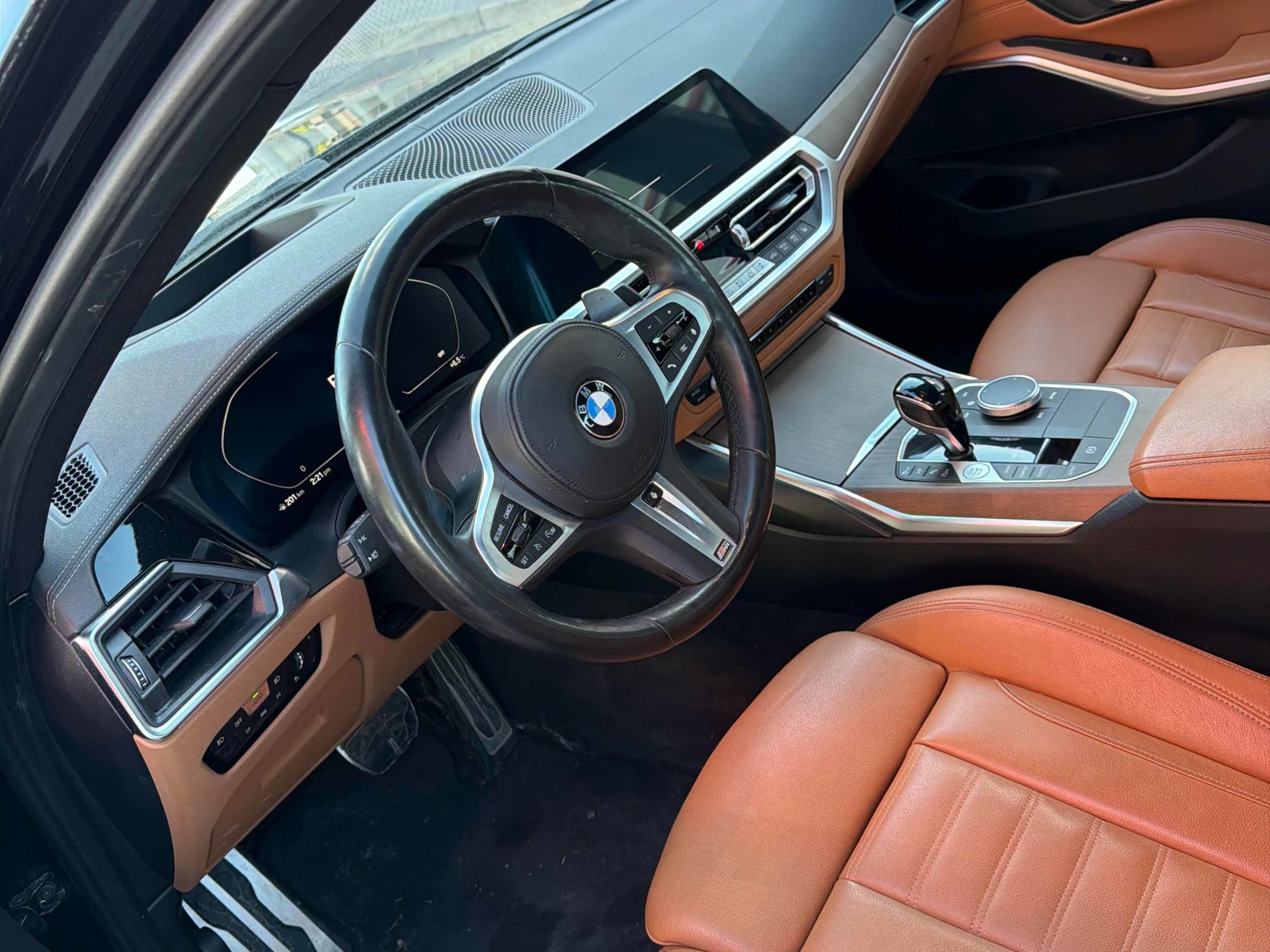 BMW 330 M-pkg* Xdrive* Head-up* 360view*  | Mobile.bg   7