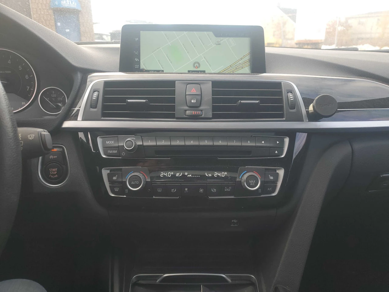 BMW 330 *  *    *   *  | Mobile.bg   9